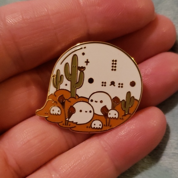 Ghost Full of Desert Ghosts Pin - Picture 6 of 6